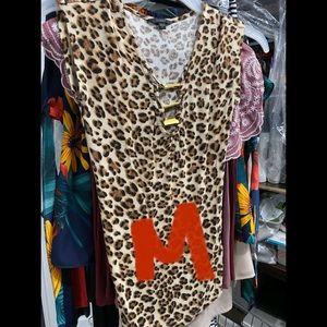 Leopard print top